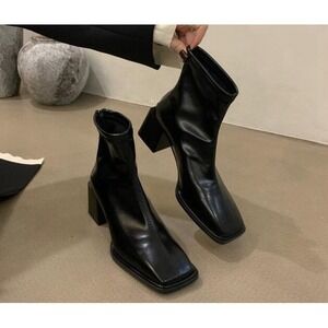 Gianni Bini Square Toe Zipper Ankle Boots Block Mid Heel Size 5.5M